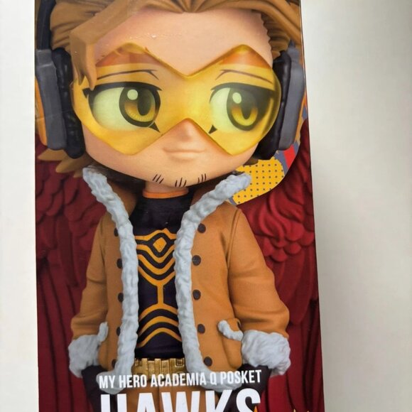 NEW My Hero Academia QPosket Hawks 5.5'' Figure - Picture 3 of 8